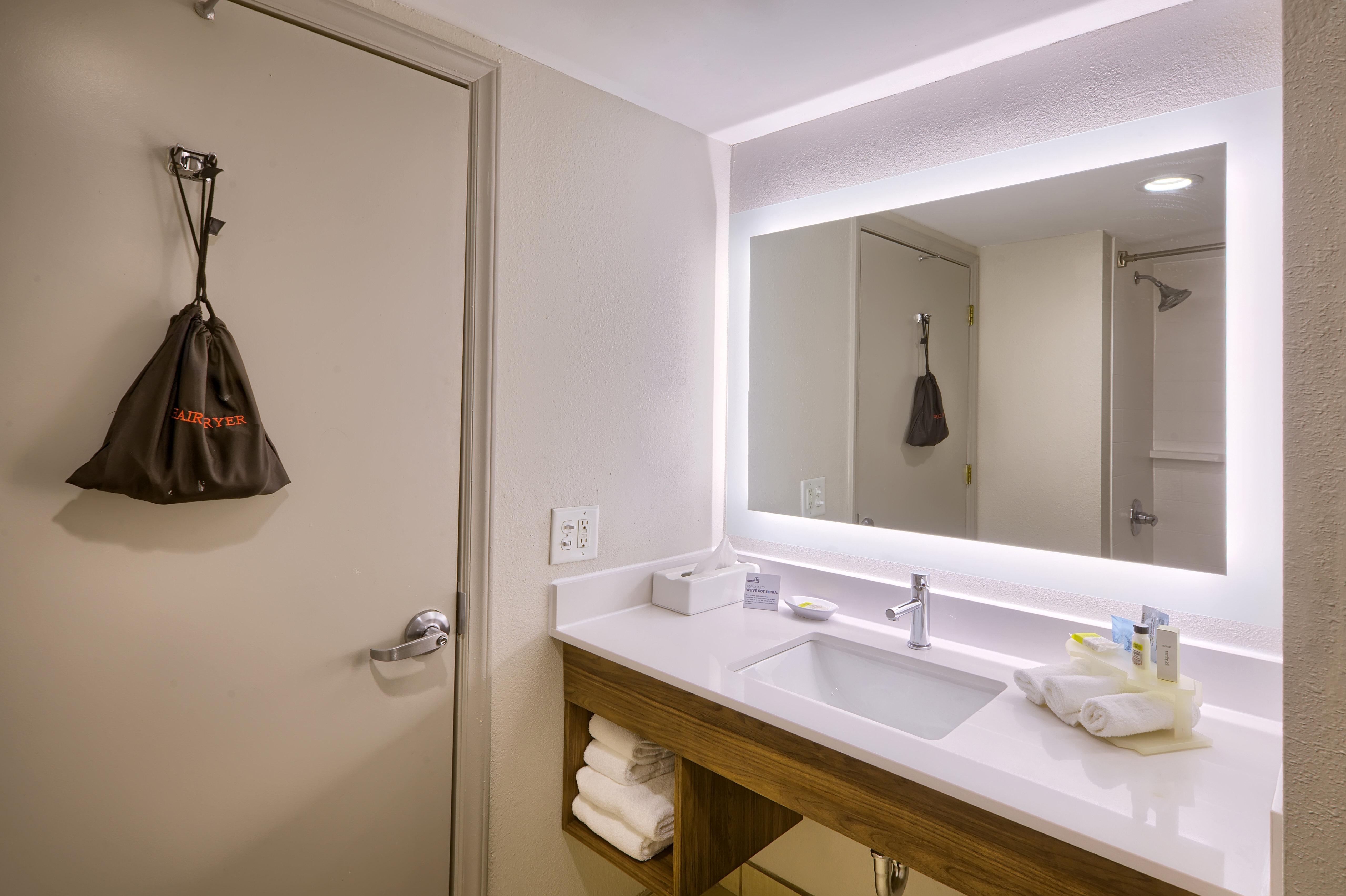 Holiday Inn Express Hotel & Suites Raleigh North - Wake Forest By Ihg Exteriör bild