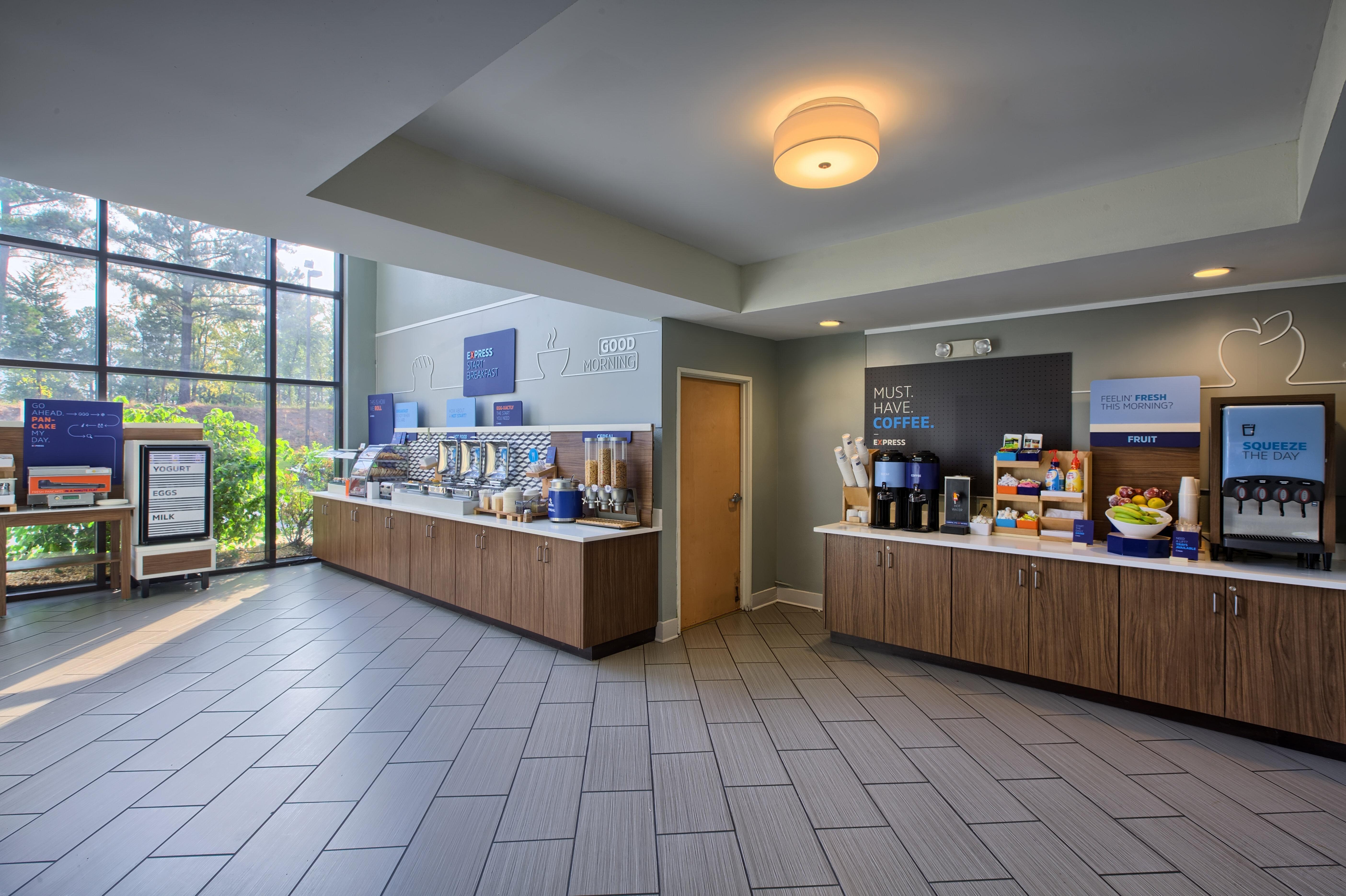 Holiday Inn Express Hotel & Suites Raleigh North - Wake Forest By Ihg Exteriör bild