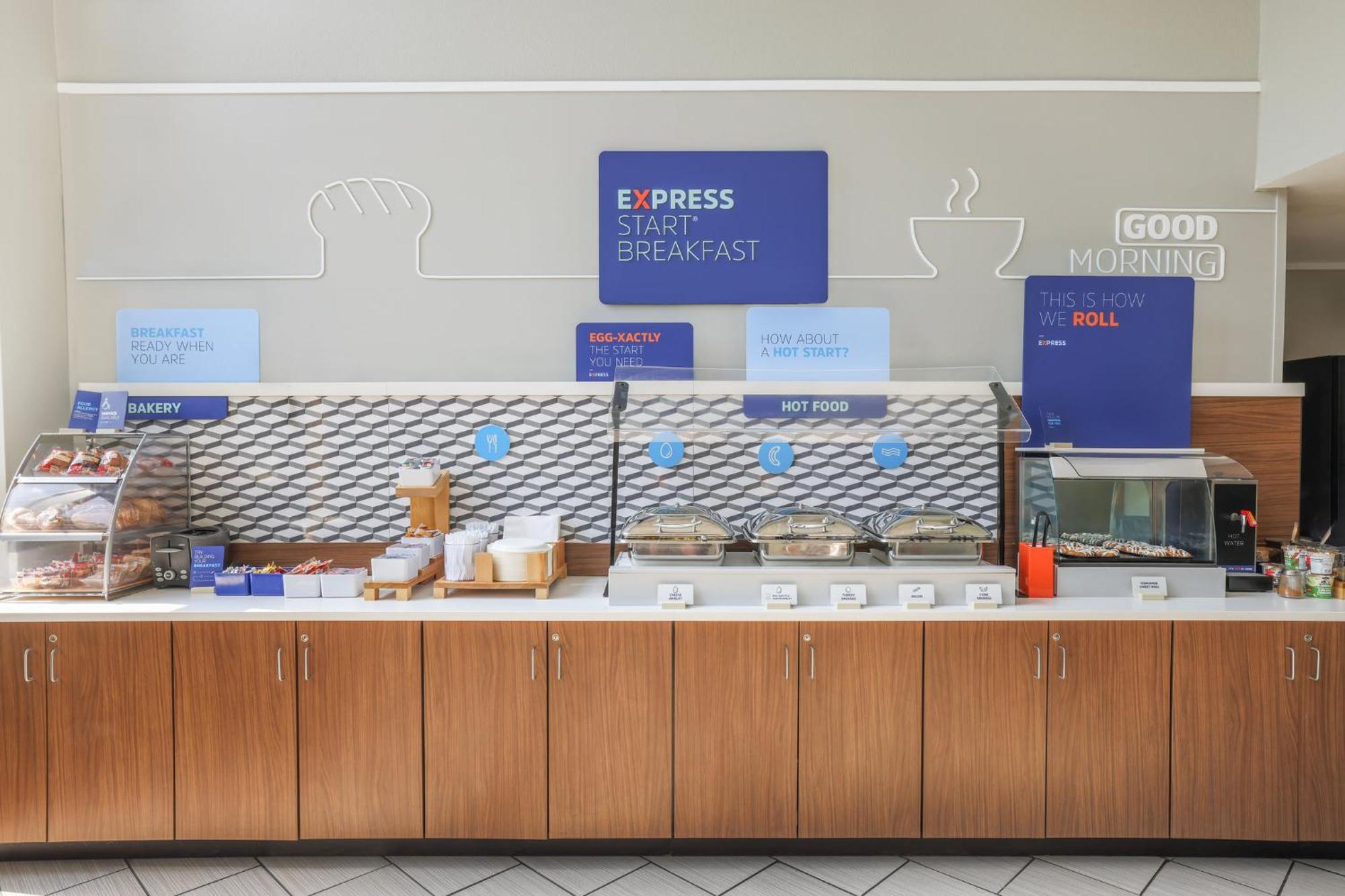 Holiday Inn Express Hotel & Suites Raleigh North - Wake Forest By Ihg Exteriör bild