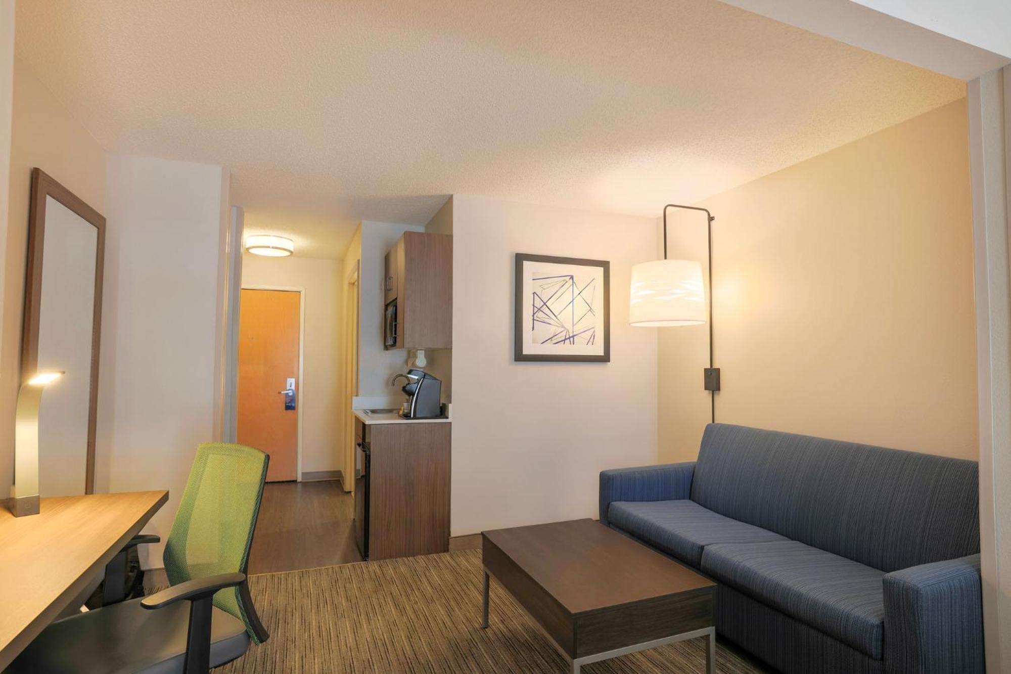 Holiday Inn Express Hotel & Suites Raleigh North - Wake Forest By Ihg Exteriör bild