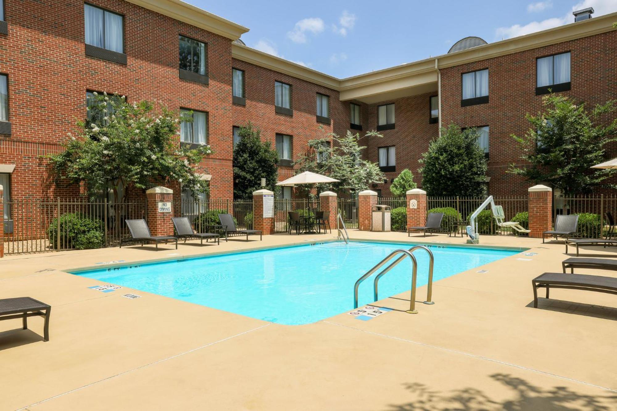 Holiday Inn Express Hotel & Suites Raleigh North - Wake Forest By Ihg Exteriör bild