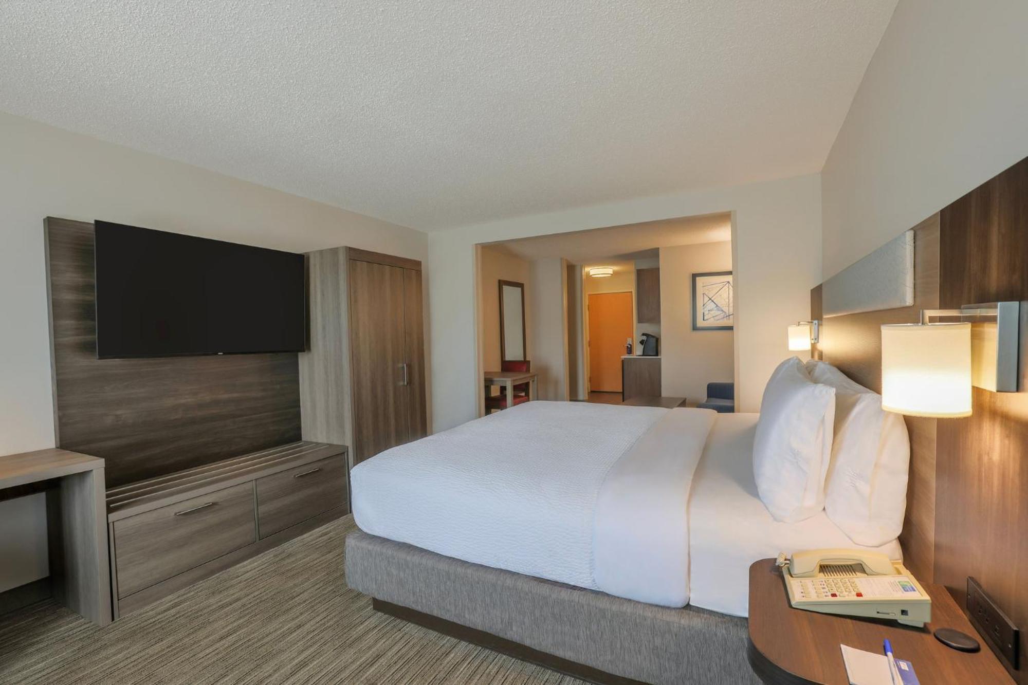 Holiday Inn Express Hotel & Suites Raleigh North - Wake Forest By Ihg Exteriör bild