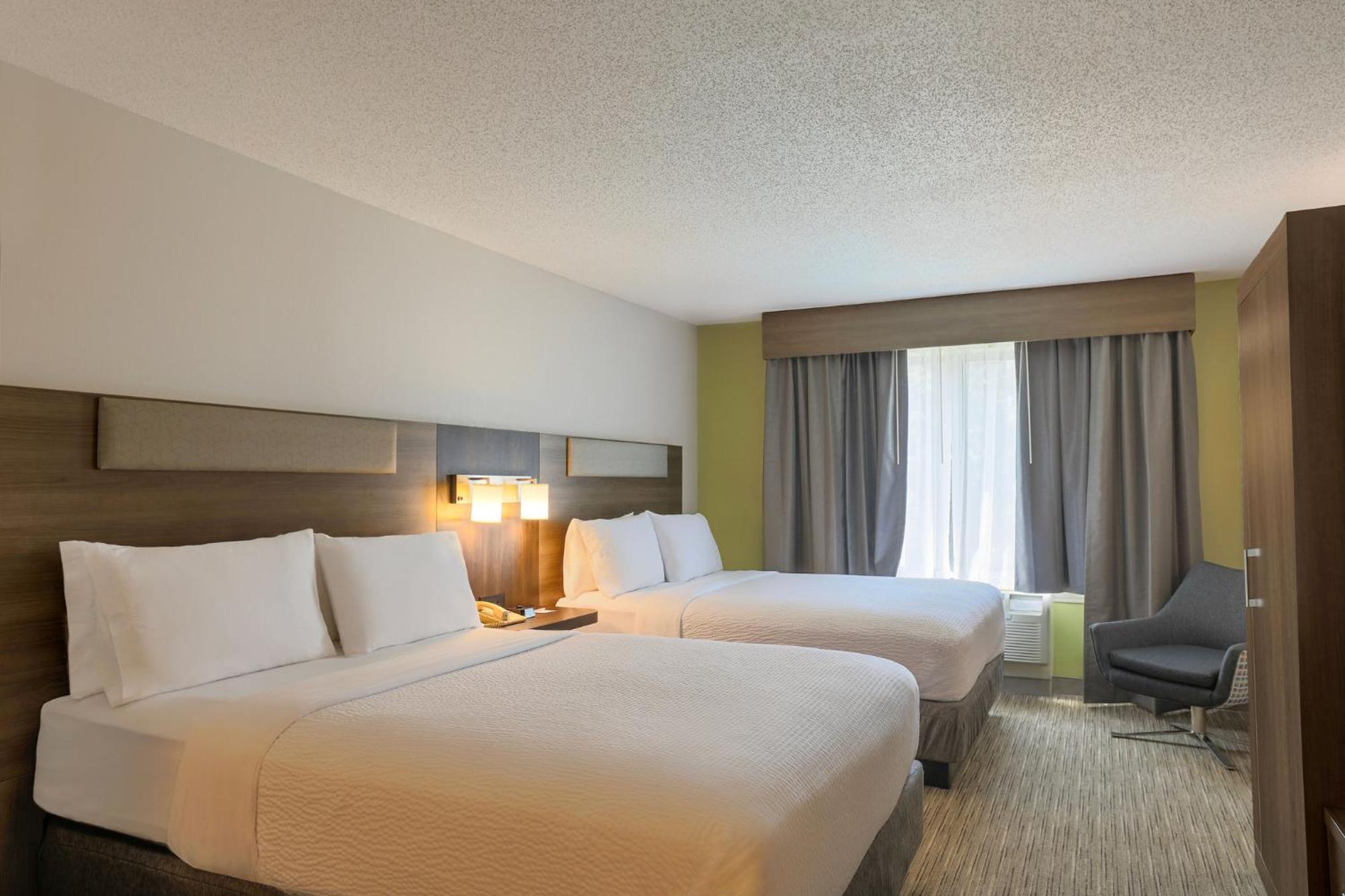 Holiday Inn Express Hotel & Suites Raleigh North - Wake Forest By Ihg Exteriör bild